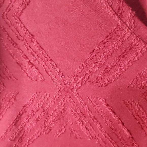 Peace and Pearl's top - Picture 4 of 6